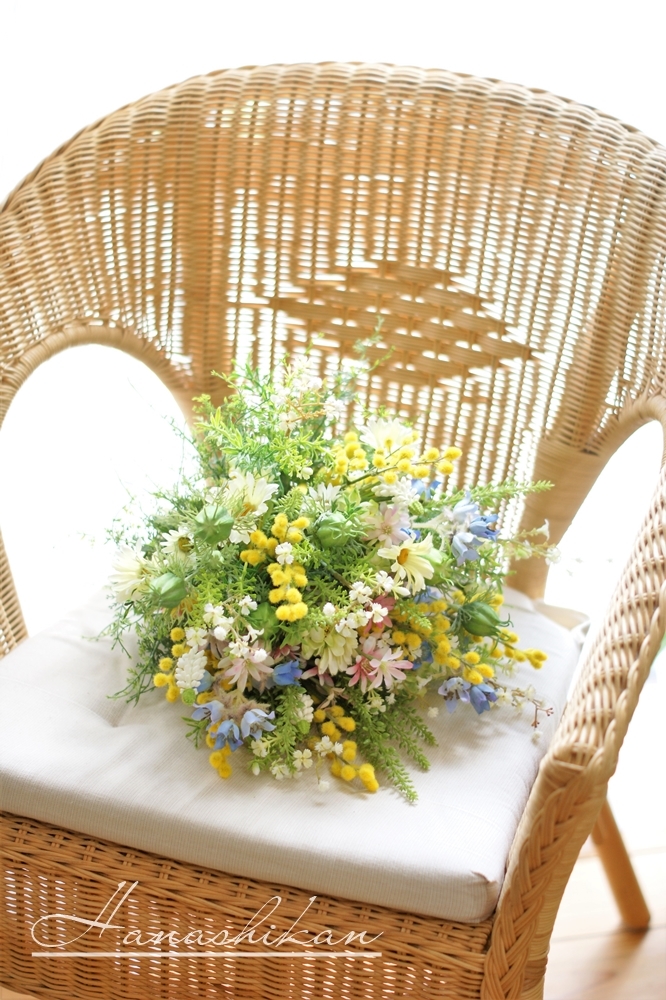 アーティフィシャルフラワーのナチュラルブーケ