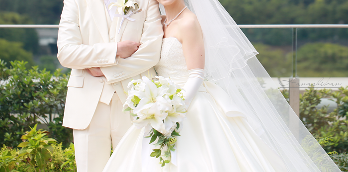 カサブランカのセミキャスケードブーケ